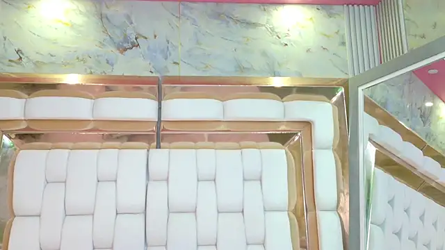 littleebluee online show from February 2026 07:45:02 PM