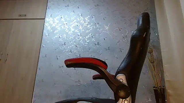 Samantabrown  online show from September 2025 11:32:02 AM