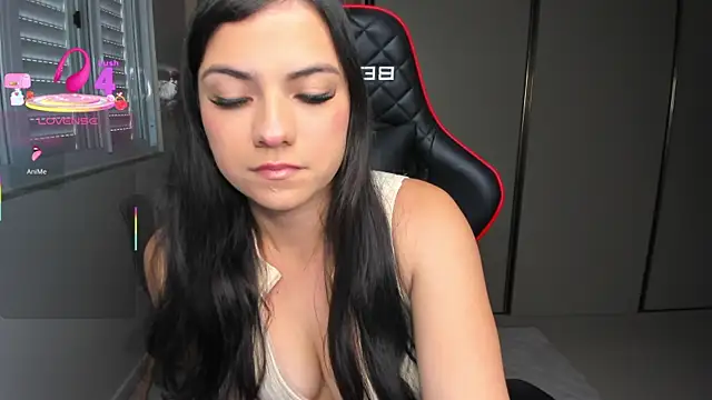 ivyy scott online show from October 2025 04:20:02 PM