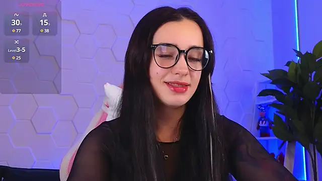 Snapshot of EvaCanton chatting on December 2024 11:30:02 AM EvaCanton online show from December 2024 11:30:02 AM