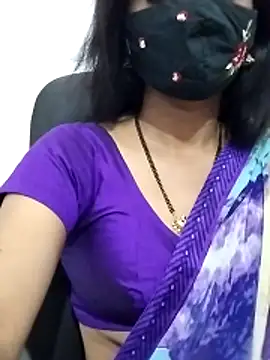 Snapshot of Triveni-Lovely chatting on May 2026 07:47:01 AM Triveni-Lovely online show from May 2026 07:47:01 AM