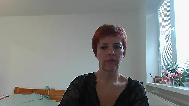 LoraLoraMay online show from October 2025 12:59:02 PM