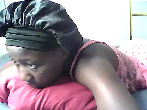 Snapshot of Adaline-Paris chatting on June 2026 07:13:01 AM Adaline-Paris online show from June 2026 07:13:01 AM