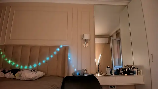 melissa yamazaki online show from November 2025 04:56:01 AM