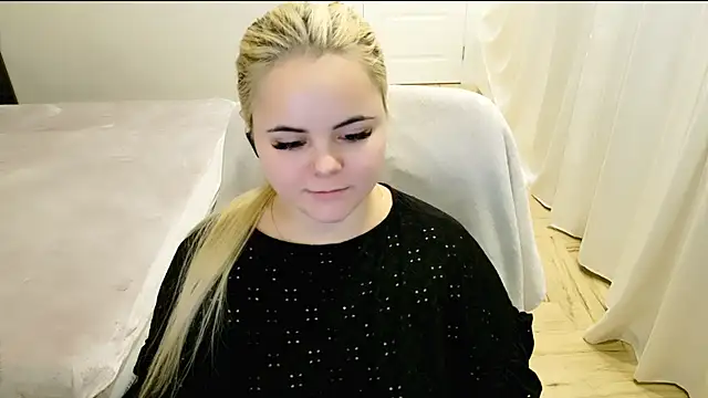 lovely-eyes online show from January 2025 02:56:02 AM