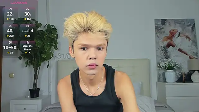 Felix Rey online show from March 2025 10:41:02 PM