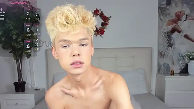 Felix Rey online show from November 2025 06:21:02 PM