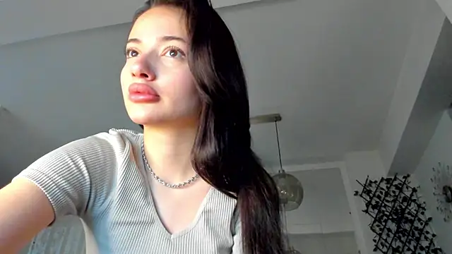 IreneVON online show from January 2025 04:50:01 AM