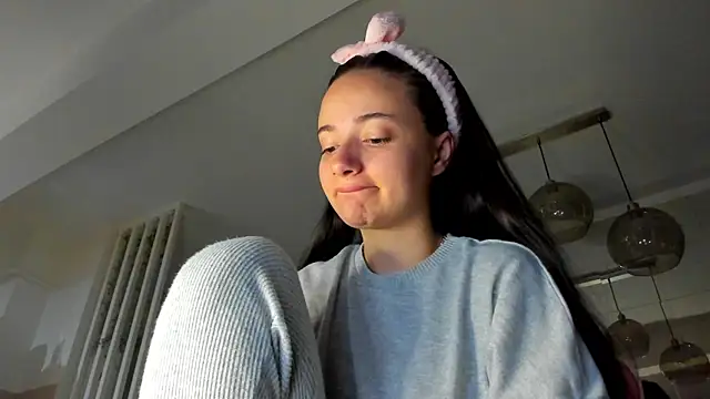 IreneVON online show from October 2025 04:42:01 AM