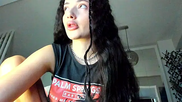 IreneVON online show from November 2025 06:13:01 AM