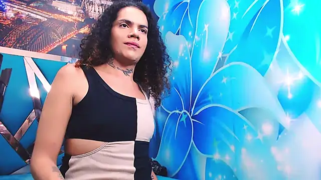 Snapshot of aleja_mistress_ chatting on December 2024 11:02:02 PM aleja mistress online show from December 2024 11:02:02 PM