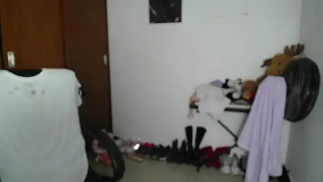 Snapshot of venelope1 chatting on October 2025 06:01:02 AM venelope1 online show from October 2025 06:01:02 AM