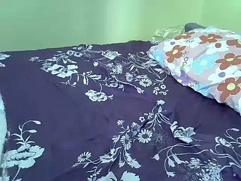 Snapshot of naughtycate_ chatting on October 2025 11:55:01 AM naughtycate online show from October 2025 11:55:01 AM