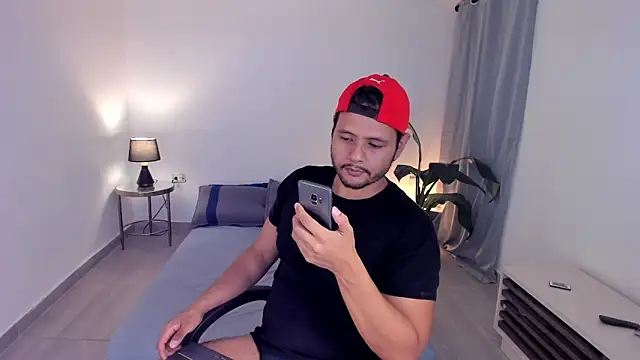 Nate Ocean online show from December 2025 01:11:01 AM