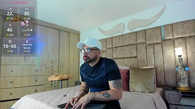 petterwilly1 online show from October 2025 10:39:01 PM