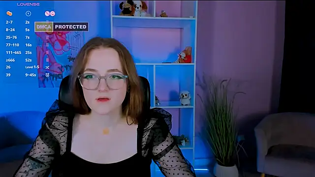 Snapshot of liana_kisses chatting on January 2025 10:30:02 PM liana kisses online show from January 2025 10:30:02 PM