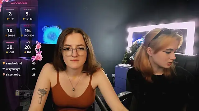 Snapshot of liana_kisses chatting on January 2025 05:21:01 AM liana kisses online show from January 2025 05:21:01 AM
