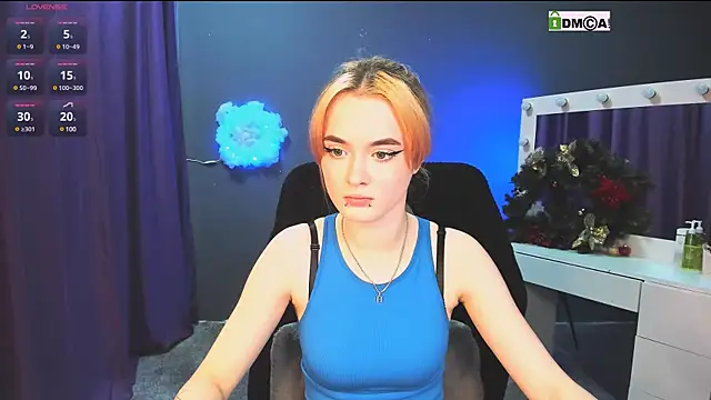 Snapshot of liana_kisses chatting on February 2025 12:00:01 PM liana kisses online show from February 2025 12:00:01 PM