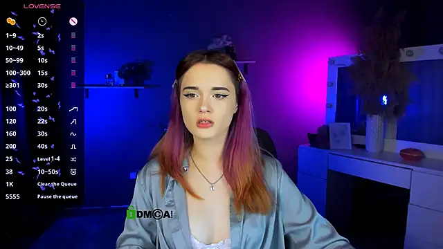 Snapshot of liana_kisses chatting on September 2025 07:13:01 PM liana kisses online show from September 2025 07:13:01 PM