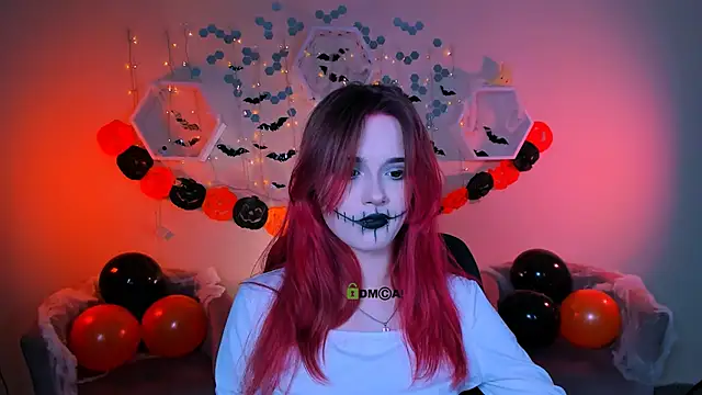 liana kisses online show from October 2025 07:43:01 PM