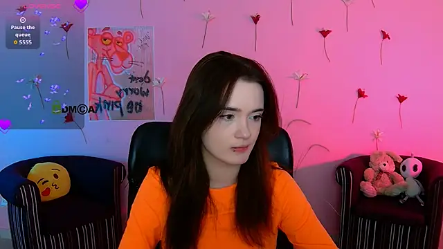 Snapshot of liana_kisses chatting on April 2026 02:49:02 AM liana kisses online show from April 2026 02:49:02 AM