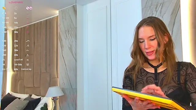 LeslieMines online show from January 2025 08:46:02 AM