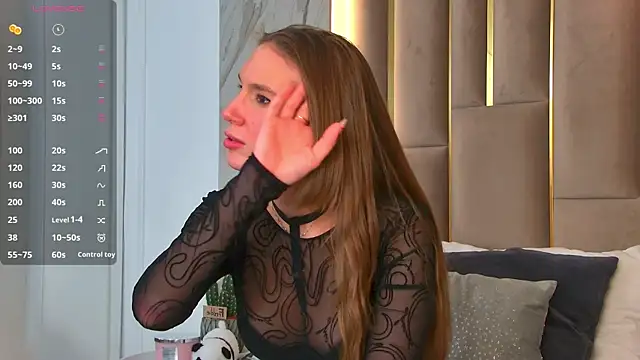 LeslieMines online show from January 2025 01:38:02 PM