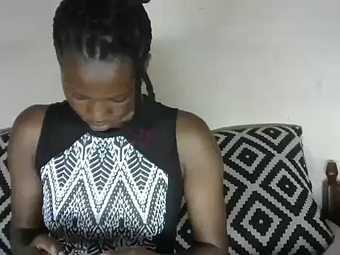 Snapshot of Pretty-emmie chatting on January 2025 09:59:01 AM Pretty-emmie online show from January 2025 09:59:01 AM