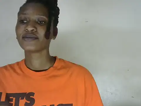 Snapshot of Pretty-emmie chatting on February 2025 10:28:01 AM Pretty-emmie online show from February 2025 10:28:01 AM