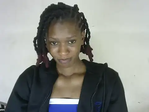 Snapshot of Pretty-emmie chatting on February 2025 06:04:01 AM Pretty-emmie online show from February 2025 06:04:01 AM