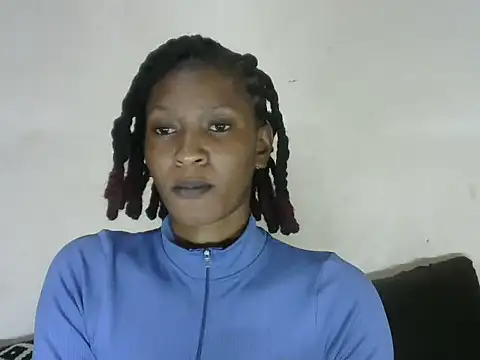 Snapshot of Pretty-emmie chatting on February 2025 11:48:01 PM Pretty-emmie online show from February 2025 11:48:01 PM