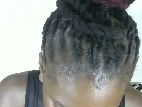 Snapshot of Pretty-emmie chatting on March 2025 11:20:01 PM Pretty-emmie online show from March 2025 11:20:01 PM