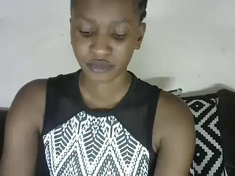 Snapshot of Pretty-emmie chatting on March 2025 07:59:02 PM Pretty-emmie online show from March 2025 07:59:02 PM