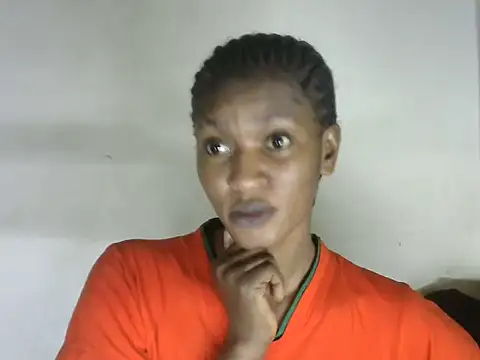 Snapshot of Pretty-emmie chatting on September 2025 06:35:01 AM Pretty-emmie online show from September 2025 06:35:01 AM