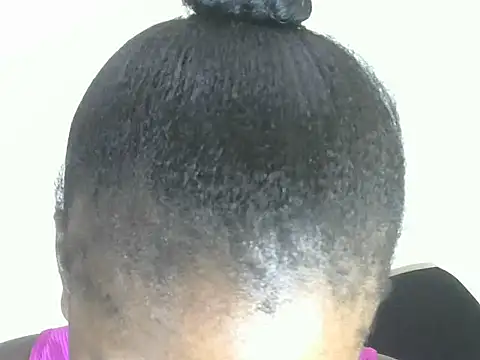 Snapshot of Pretty-emmie chatting on September 2025 12:32:02 AM Pretty-emmie online show from September 2025 12:32:02 AM