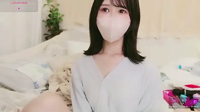Snapshot of Conatsu chatting on May 2026 09:14:01 AM Conatsu online show from May 2026 09:14:01 AM