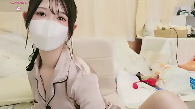 Snapshot of Conatsu chatting on May 2026 02:47:02 PM Conatsu online show from May 2026 02:47:02 PM