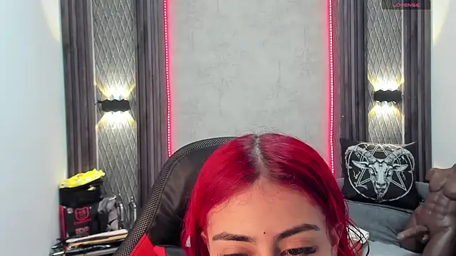 selene red  online show from February 2025 03:42:01 PM