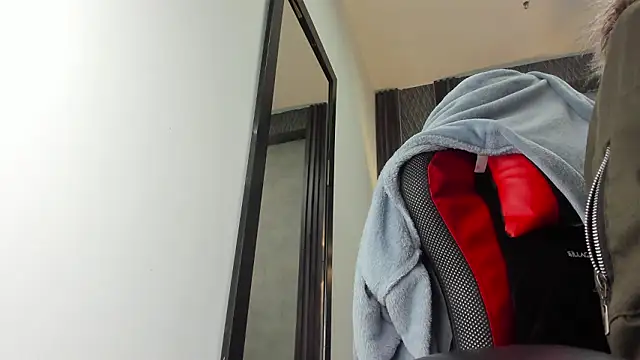 selene red  online show from March 2026 12:36:02 AM