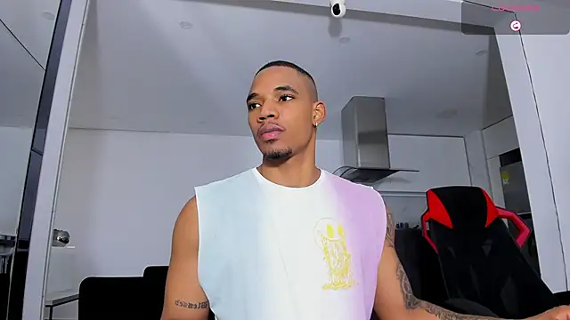 TROYWESLY- online show from October 2025 09:34:02 PM