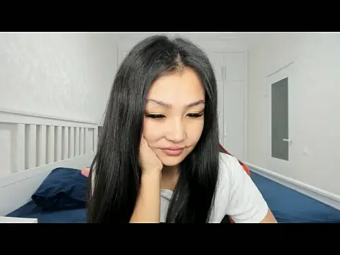 Snapshot of Missykitty01 chatting on October 2025 12:29:01 AM Missykitty01 online show from October 2025 12:29:01 AM