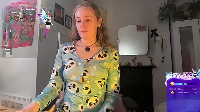 Snapshot of Littlelolo60 chatting on February 2026 06:42:01 PM Littlelolo60 online show from February 2026 06:42:01 PM