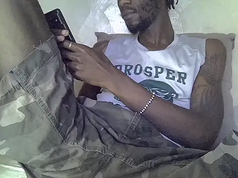 Snapshot of Delicious-D chatting on March 2025 07:57:02 AM Delicious-D online show from March 2025 07:57:02 AM