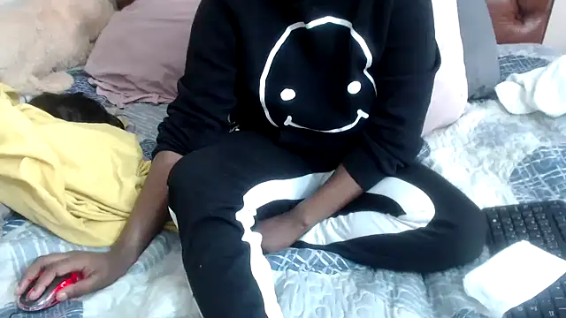 Snapshot of AnalFreakGoddes chatting on February 2025 12:11:01 PM AnalFreakGoddes online show from February 2025 12:11:01 PM