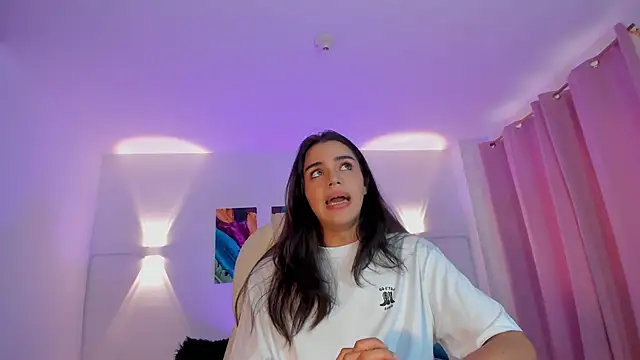 Snapshot of NoahCasstro chatting on January 2025 10:07:02 PM NoahCasstro online show from January 2025 10:07:02 PM