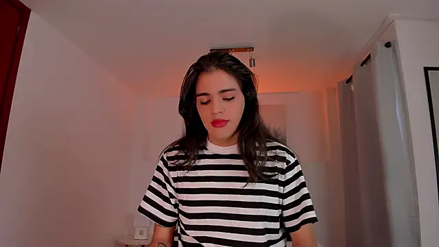 Snapshot of NoahCasstro chatting on January 2025 01:55:02 PM NoahCasstro online show from January 2025 01:55:02 PM