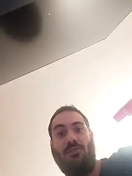 Snapshot of skrigul12 chatting on December 2025 08:49:02 PM skrigul12 online show from December 2025 08:49:02 PM