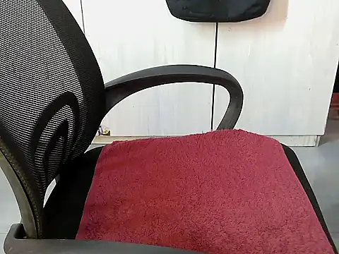 Destiny Desire online show from December 2025 08:18:02 PM