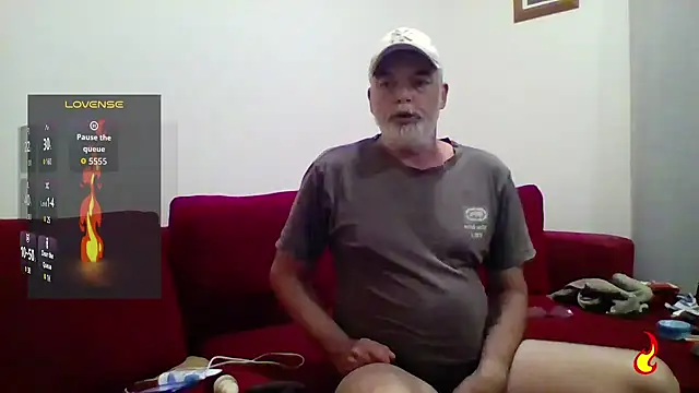 Snapshot of Skoona73 chatting on February 2026 07:23:02 PM Skoona73 online show from February 2026 07:23:02 PM