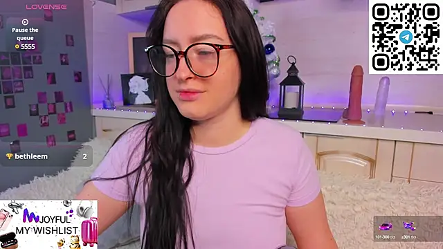 Snapshot of Kruela_Eva chatting on January 2025 11:32:02 PM Kruela Eva online show from January 2025 11:32:02 PM